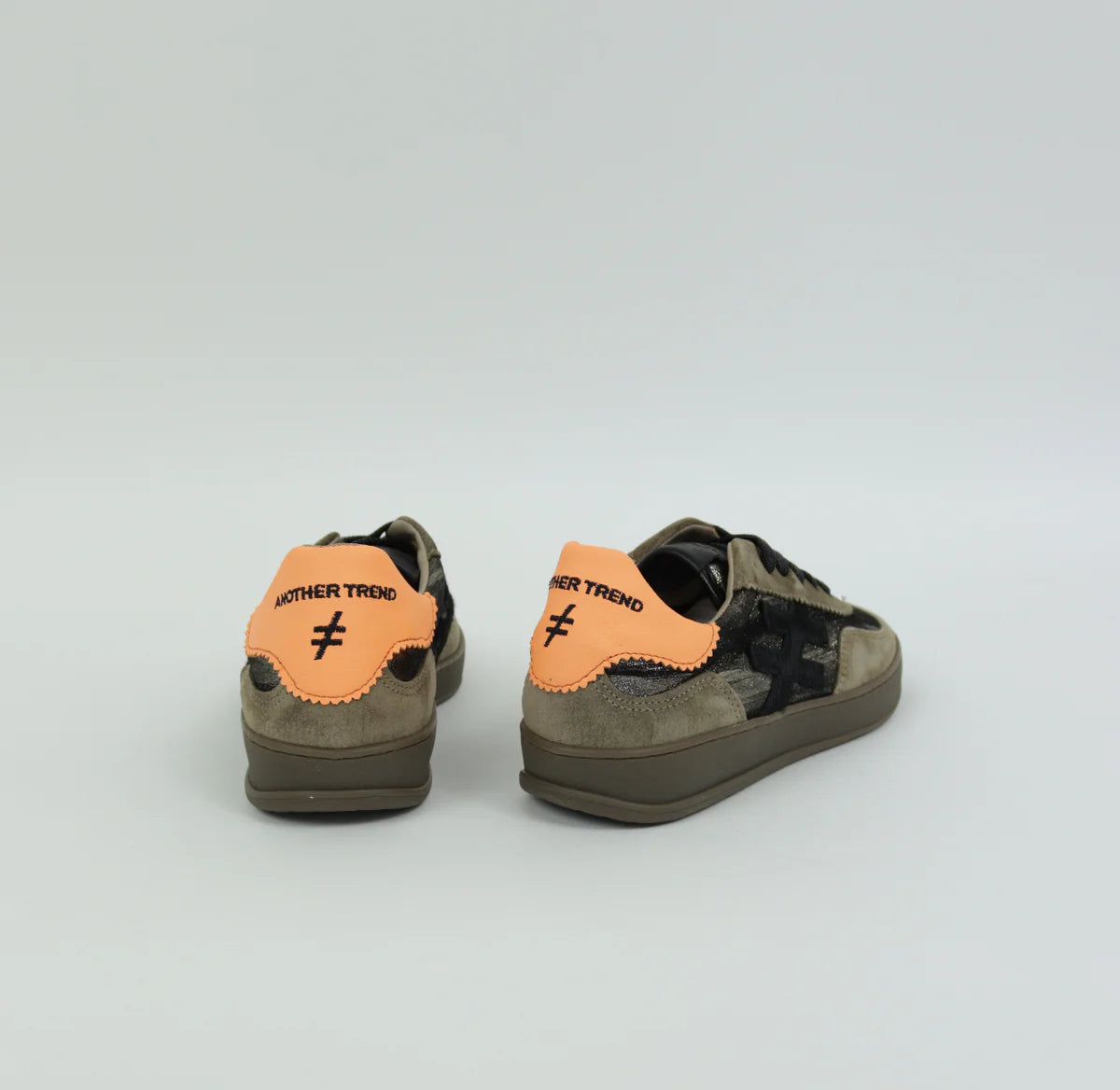 ANOTHER TREND - BABY SILK/ORANGE/VINTAGE METAL
